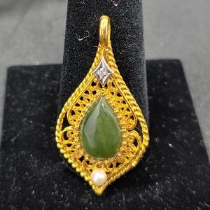 Elegant Green Jade Pendant